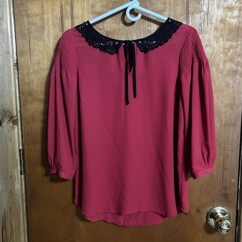 LC Lauren Conrad For Disney Red‎ With Black Lace Collar Sheer Career Blouse M
